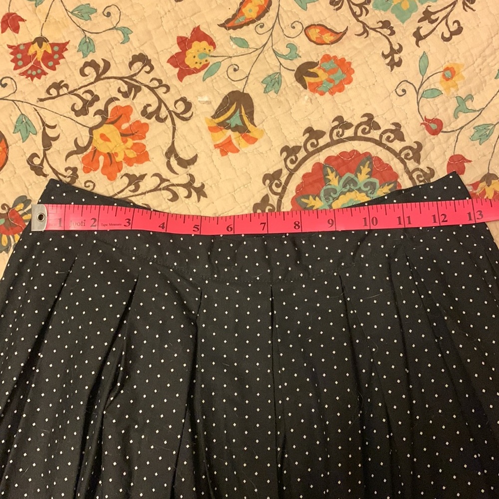 Hell Bunny Xmas Skulls Skirt - Picture 6 of 7